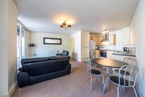 1 bed property, in Bath Row, £99,000