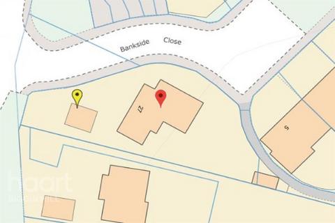 Land, in Swievelands Road, £475,000