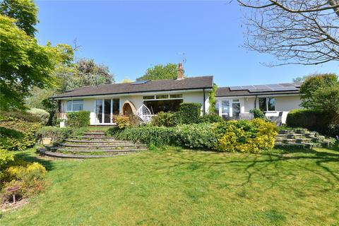 4 bed property, in Brook Lane, £750,000