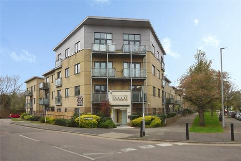 2 bed property, in Helen House, £210,000
