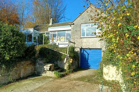 2 bed property, in Hillways, £390,000