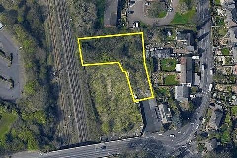 Land, in Land At Eastern Avenue, £300,000