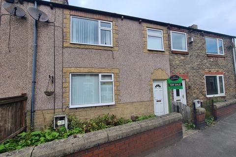 3 bed property, in Station Road, £95,000