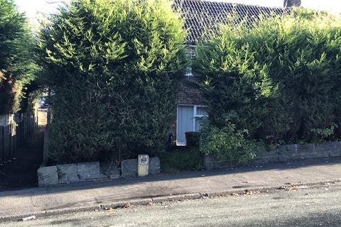 3 bed property, in 72 Church Road, £75,000