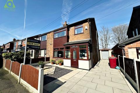 3 bed property, in 19 Woodbine Road, £245,000