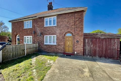 2 bed property, in Redthorne Close, £159,995