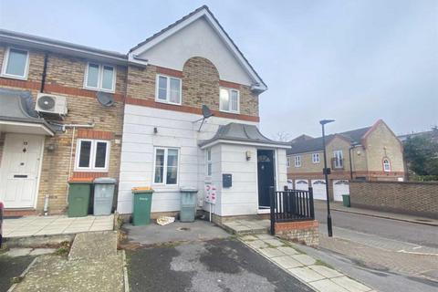 3 bed property, in Holyhead Close, £500,000