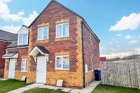 3 bed property, in Douglass Close, £174,995