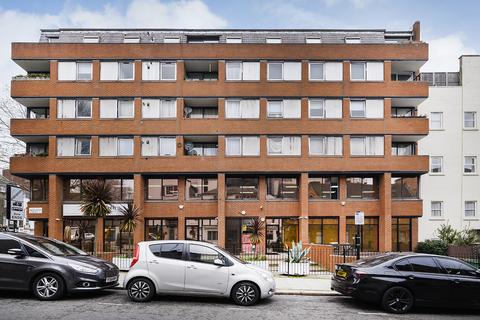 1 bed property, in Britannia Street, £375,000