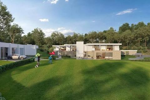Land, in Kirklake Road, £1,500,000