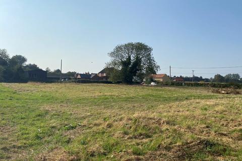 Studio, in Residential Development Land at Millthorpe, £275,000
