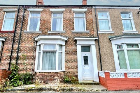 5 bed property, in The Retreat, £140,000