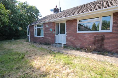 2 bed property, in Taff'S Well, £325,000