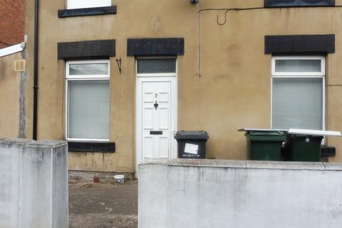 1 bed property, in York Street, £69,995