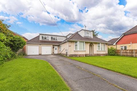 5 bed property, in West Road, £699,950