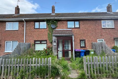 3 bed property, in Washington Drive, £125,000