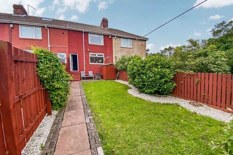 2 bed property, in Tennyson Avenue, £59,950
