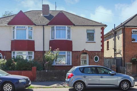 3 bed property, in Lancaster Avenue, £750,000