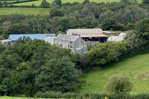 3 bed property, in Penrhiwllan, £630,000