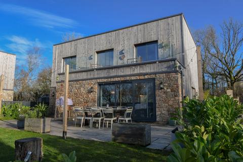 4 bed property, in The Summer House, £875,000
