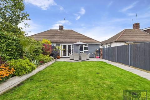 3 bed property, in Byron Road, £490,000