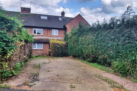 4 bed property, in Raleigh Drive, £425,000