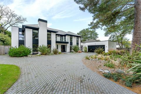 5 bed property, in Shireburn Road, £2,900,000