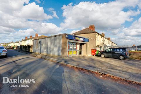 1 bed property, in Tweedsmuir Road, £50,000