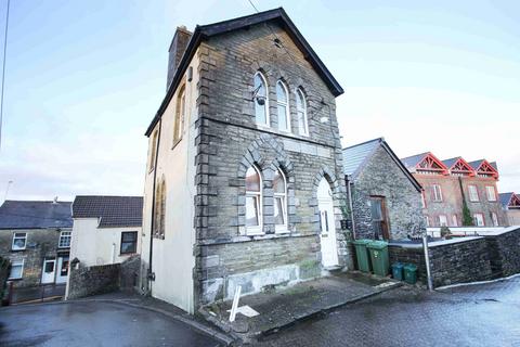 3 bed property, in The Old Parish Offices, £185,000