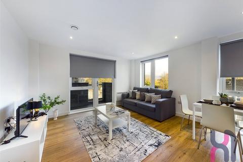 2 bed property, in The Plaza, £215,000