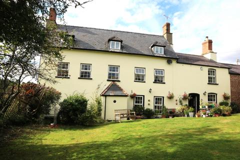 6 bed property, in Marstow, £1,295,000