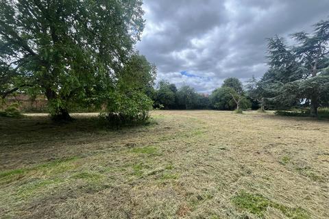 Land, in Plot 3, £150,000