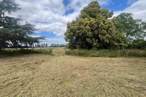 Land, in Plot 6, £125,000