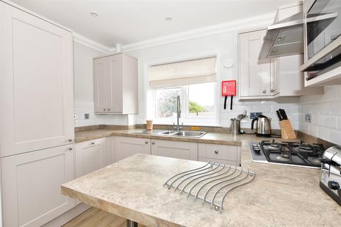 2 bed property, in Fort Warden Road, £85,000