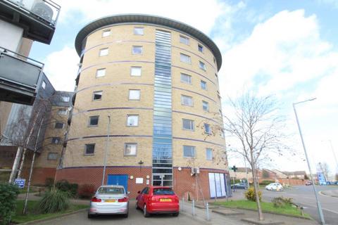 2 bed property, in Rapier Street, £85,000