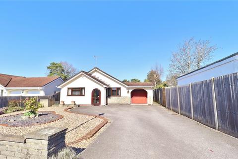 3 bed property, in Rowan Drive, £500,000