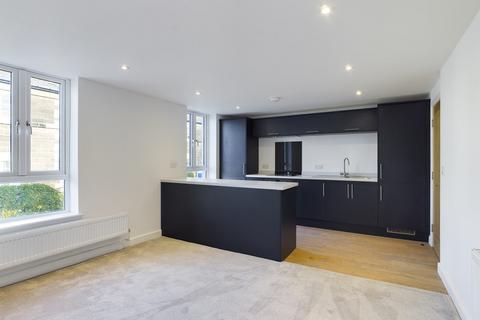 8 bed property, in The Globe, £510,000