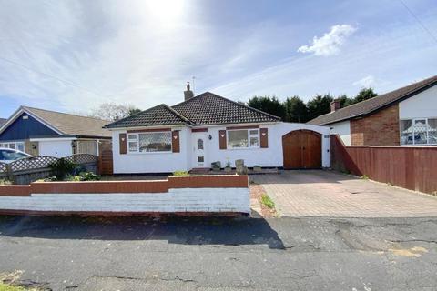 3 bed property, in Coniston Crescent, £220,000