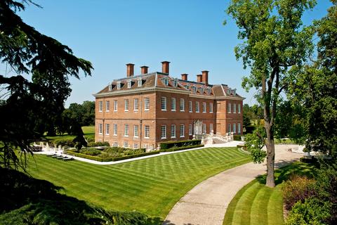 12 bed property, in Denham Place, £45,000,000