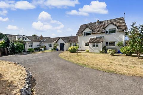 6 bed property, in Connybeare Lane, £1,350,000
