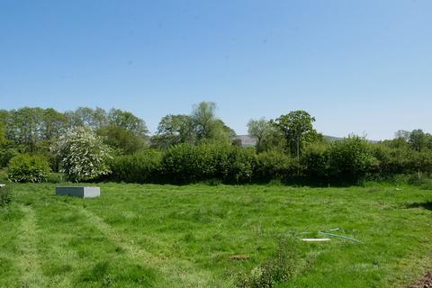 Studio, in Llanfihangel Talyllyn, £120,000