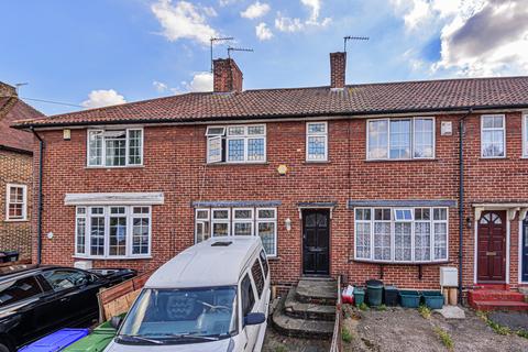 2 bed property, in Charminster Road, £375,000