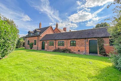 4 bed property, in Hill Hall Barn, £800,000