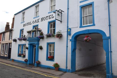 10 bed property, in West Street, £299,950