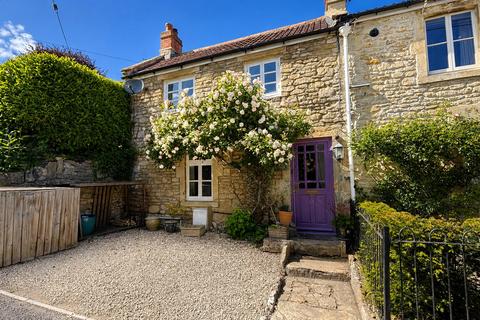 3 bed property, in Park Corner, £425,000