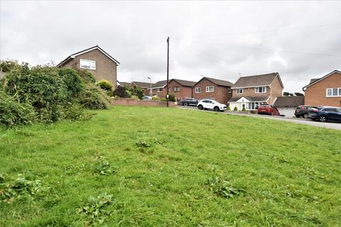 Land, in Scales Close, £80,000