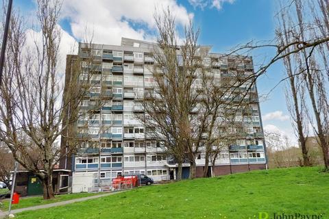 1 bed property, in Spon Gate House, £85,000