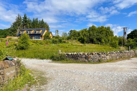 Studio, in Camuscross, £77,500