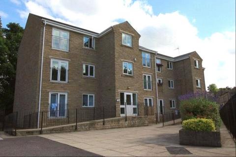2 bed property, in Balme Road, £85,000