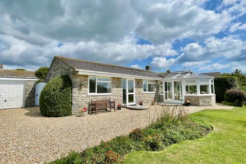 3 bed property, in Winspit Road, £725,000